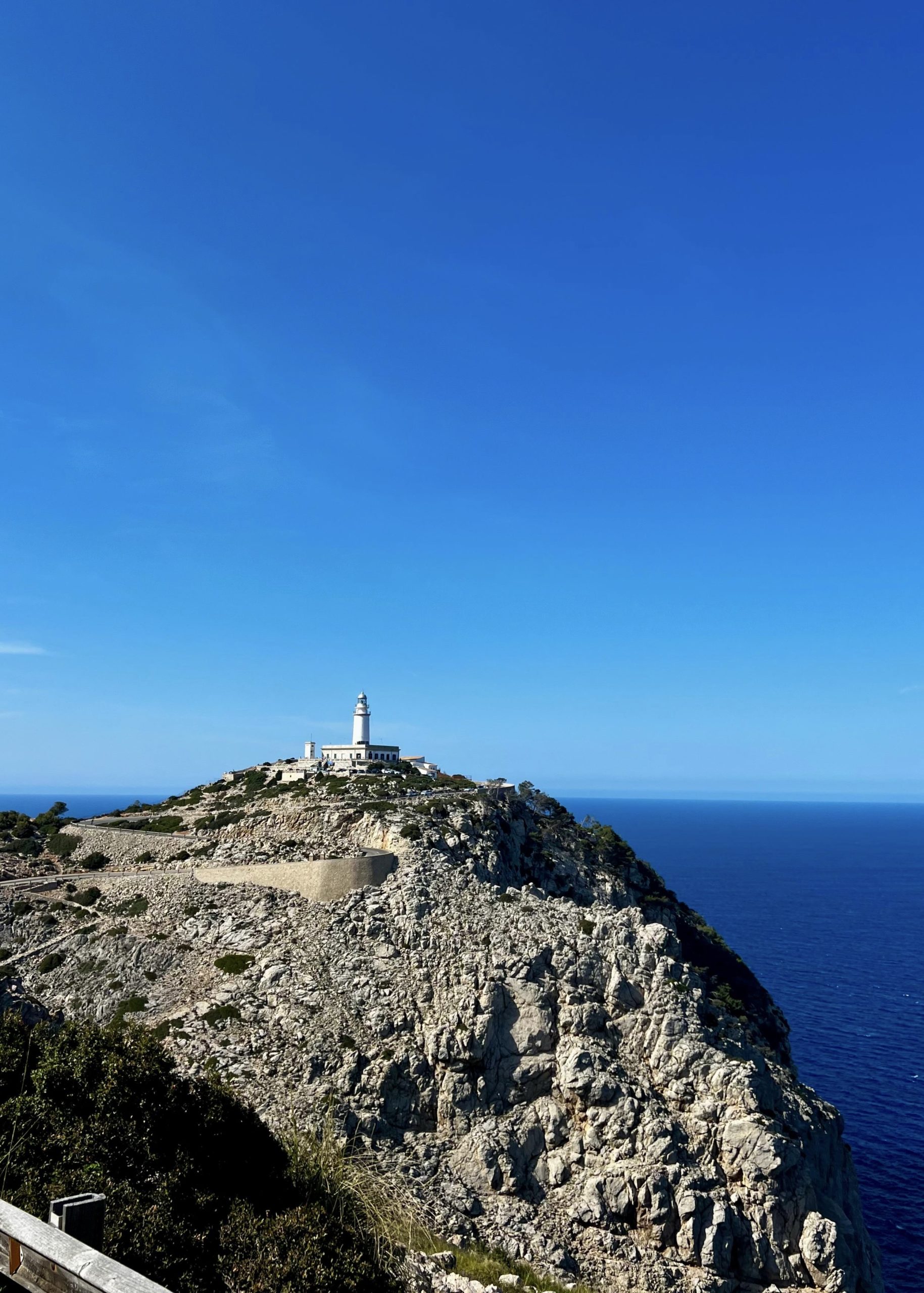 FC9D513B-DFBB-4CC2-BB53-634CC59F53BE_1_201_a