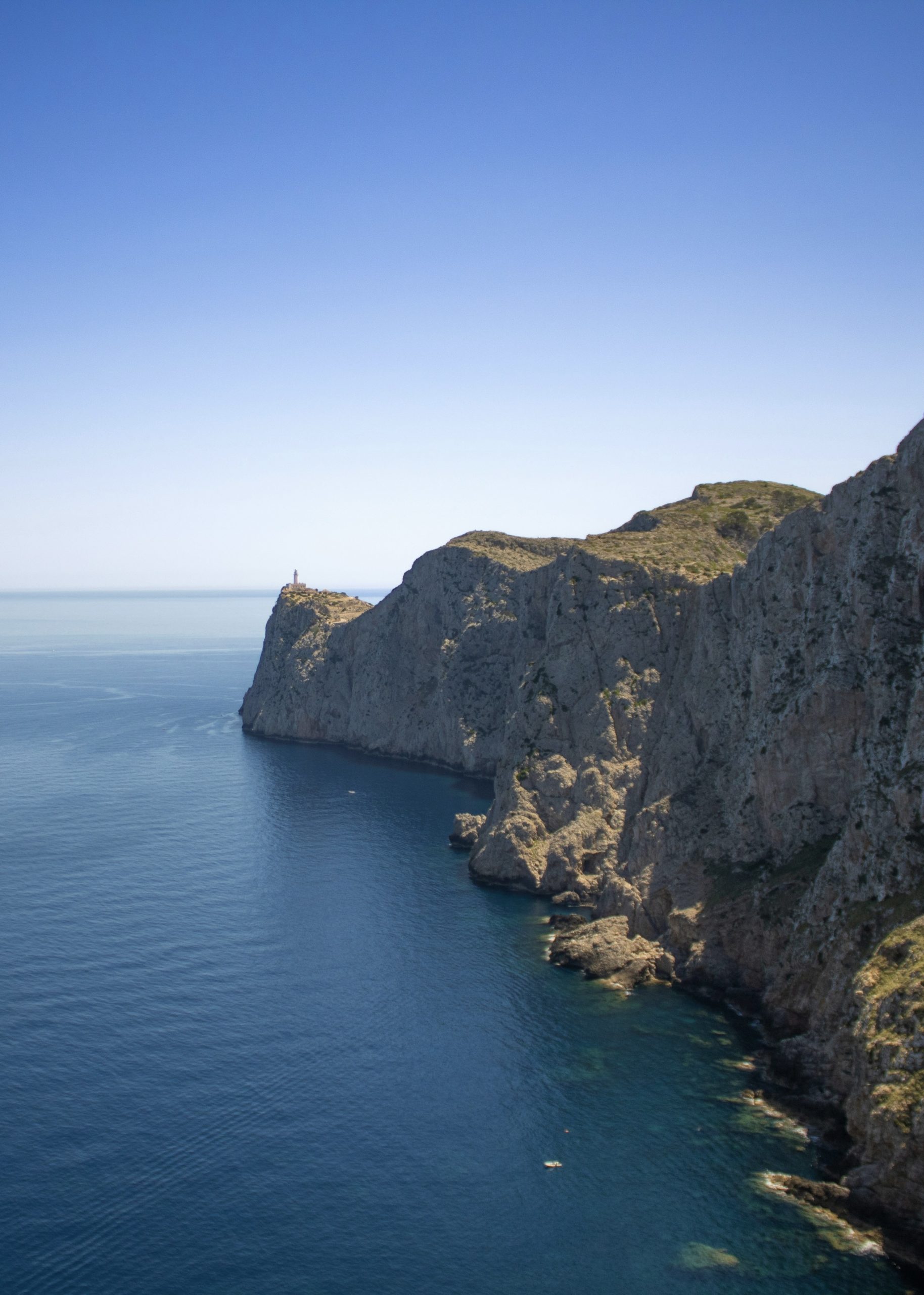 lucas-oriogun-QU1jJmmf4Zk-unsplash