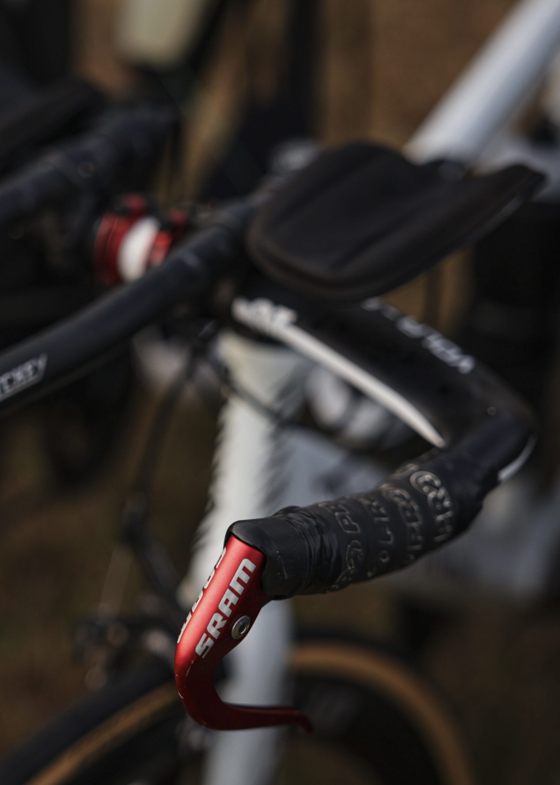 B8FF990B-46FB-4382-8067-9E43B36BA4A9_1_201_a