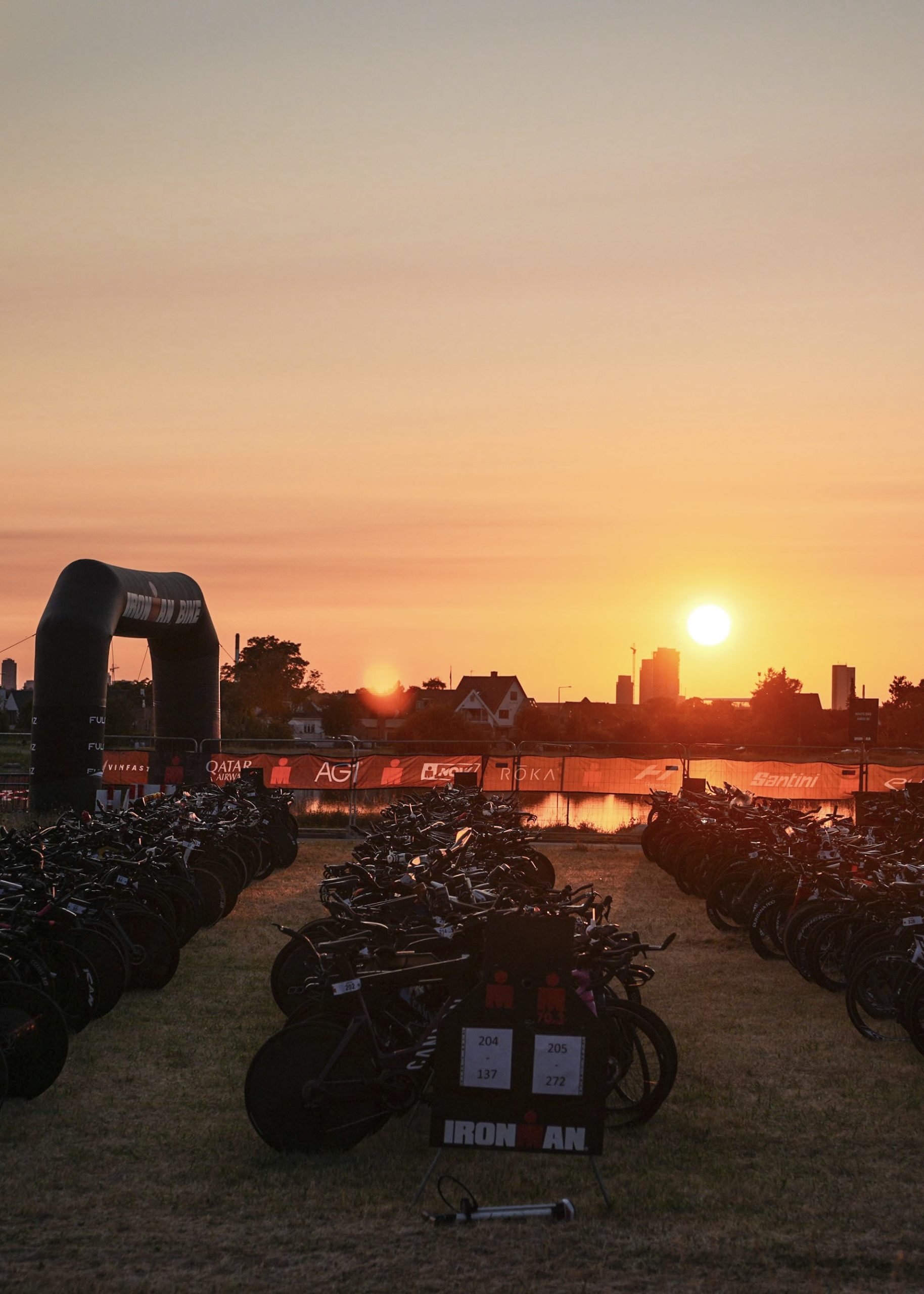 C31DC8F2-3888-4FE3-A68E-E574AAC6149A_1_201_a