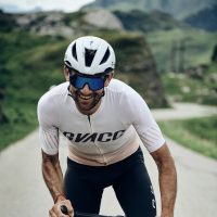 EBCC5F9C-B178-4AA1-9F75-12A463808FD8_1_201_a